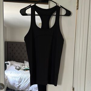 Lululemon Swiftly Tech Racerback Tank Top
Waist Length Black Size 6